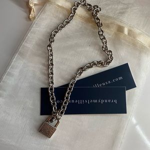 NWT BRANDY MELVILLE SILVER LOCK CHAIN CHOKER
